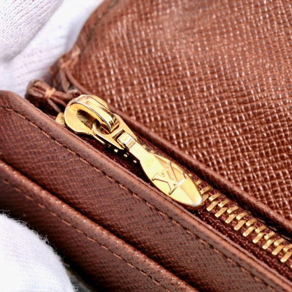 Louis Vuitton Limited Edition Monogram Canvas Etoile Eugenie Wallet - Picture 9 of 11